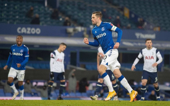 隆納的幾個 隆納的幾個